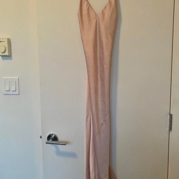 Aritzia Only Slip Slit Dress (small) in poetic pink - Picture 2 of 6